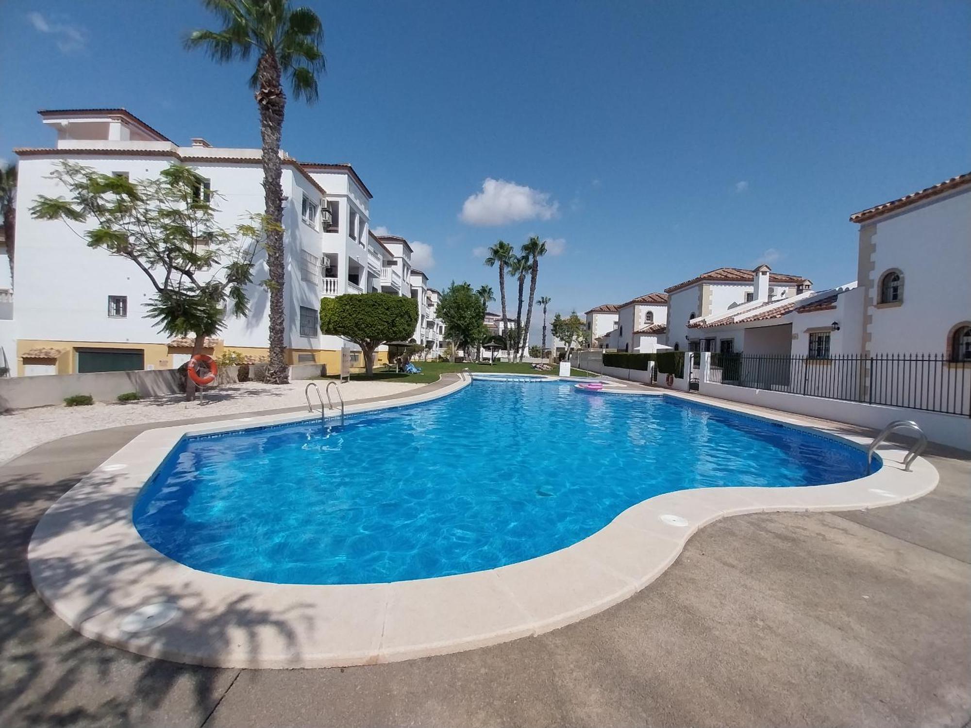 Charming Apartment In Front Of Villamartin Golf And Plaza 外观 照片